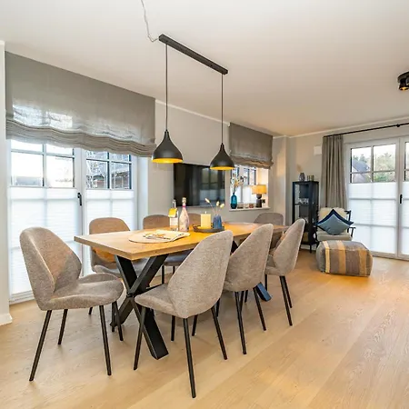Holiday home Haus Marit *